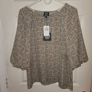 NWT  bobeau Blouse animal print sz L